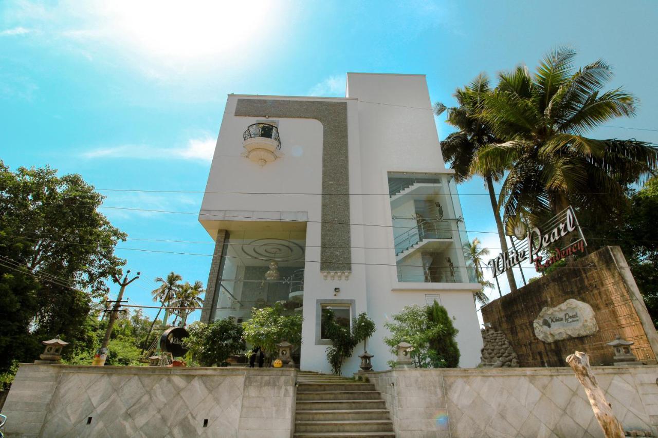 מלון פונדיצ'רי White Pearl Residency מראה חיצוני תמונה
